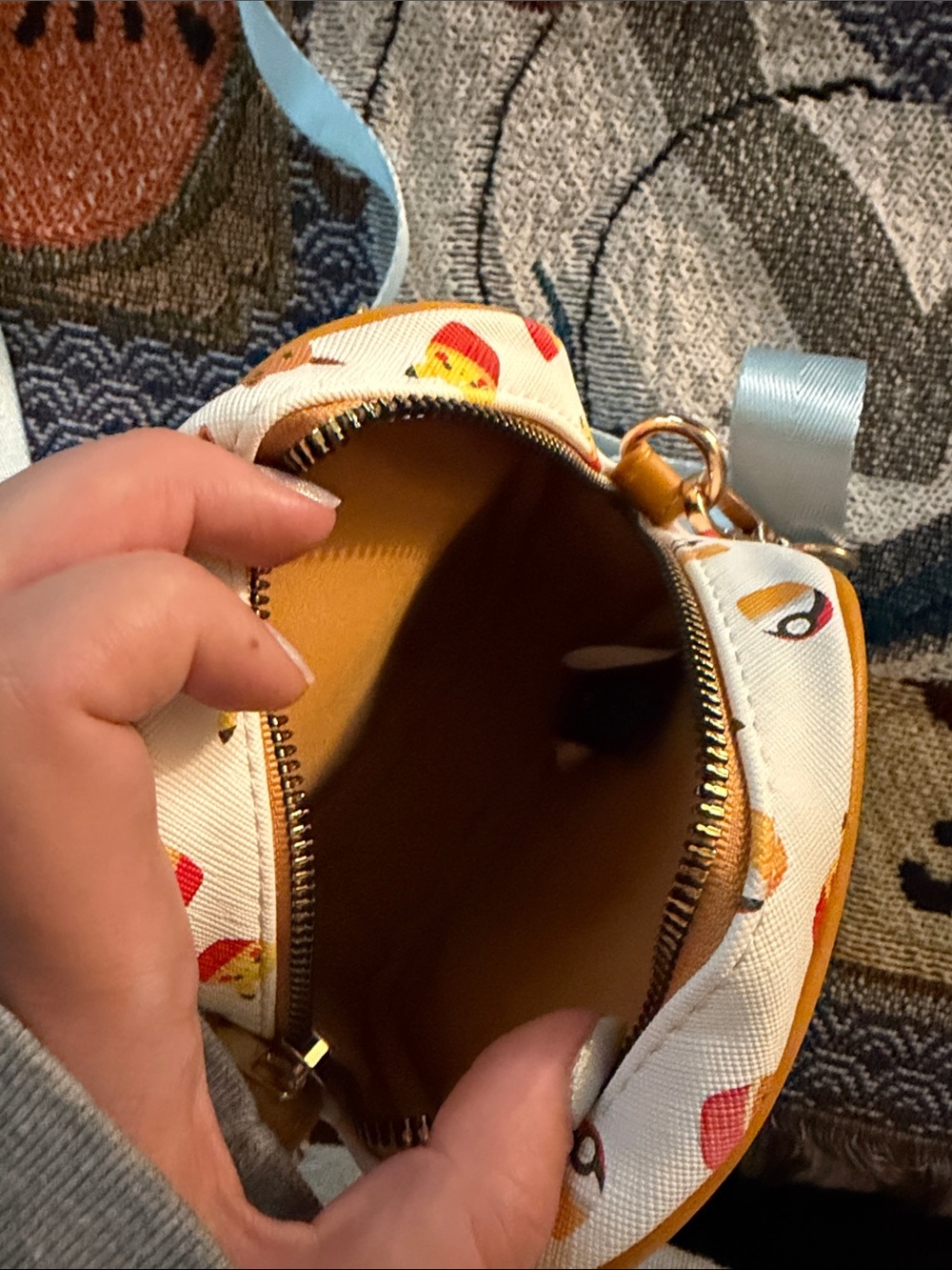 Cute Yellow Pokemon Crossbody Bag with Pikachu Pattern - Picture 3 of 4